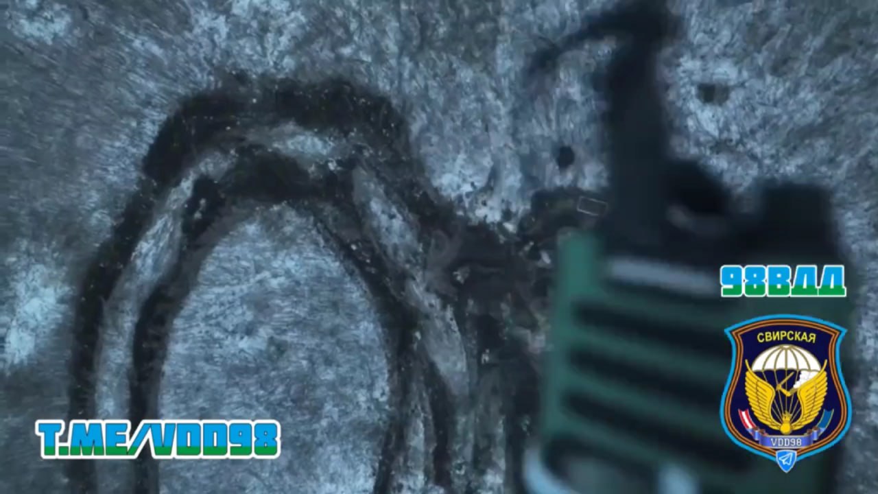 Высадка штурмовой группы 98-й дивизии ВДВ и захват украинского опорника возле поселка Хромово на трассе Бахмут-Часов Яр на Бахмутском направлении