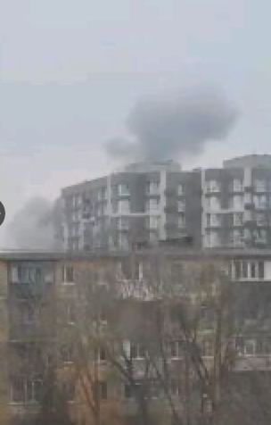 Кадры, предположительно, утренних ракетных ударов по Днепропетровску и Львову