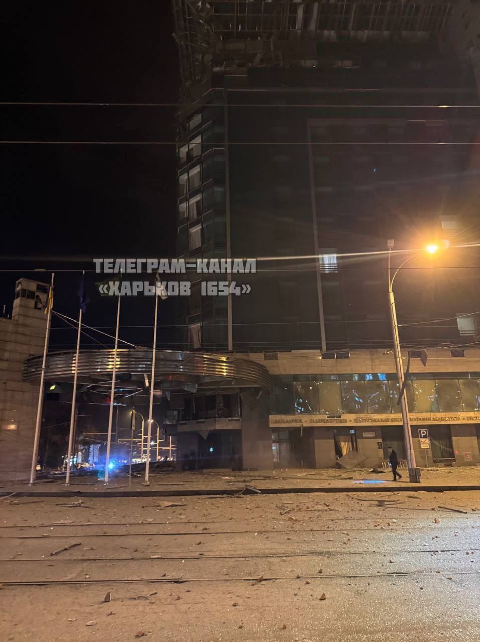 В Харькове прилетело по зданию Kharkiv Palace, где располагались иностранные наёмники