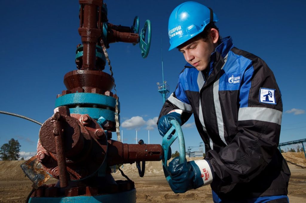 Россия наращивает бурение нефтяных скважин, несмотря на санкции