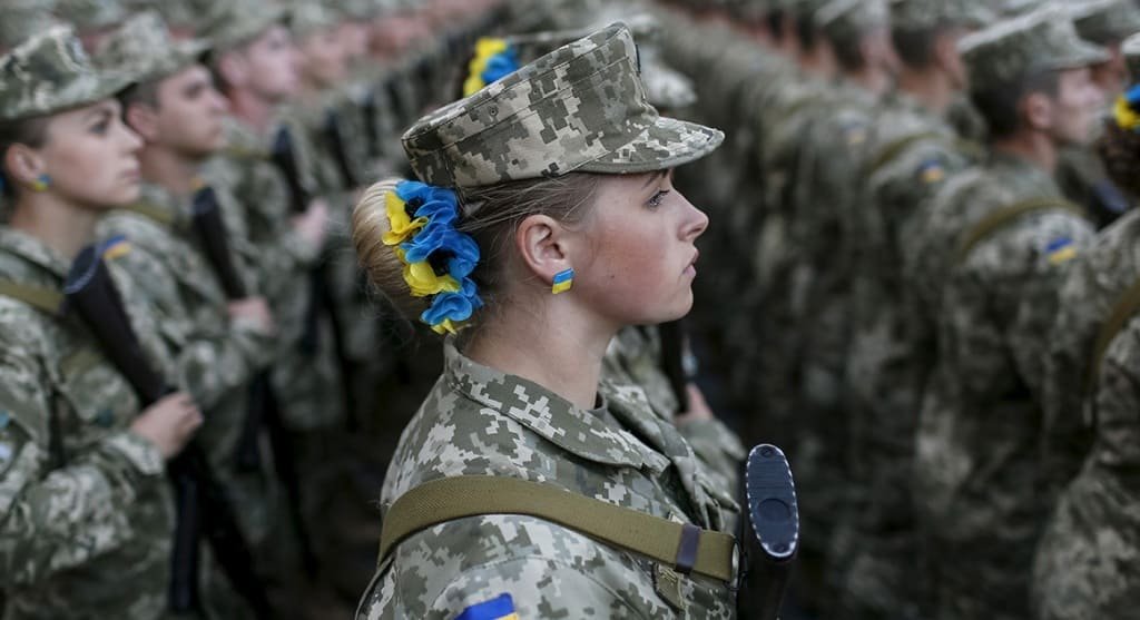 Военный рассказал о жестокости женщин в ВСУ