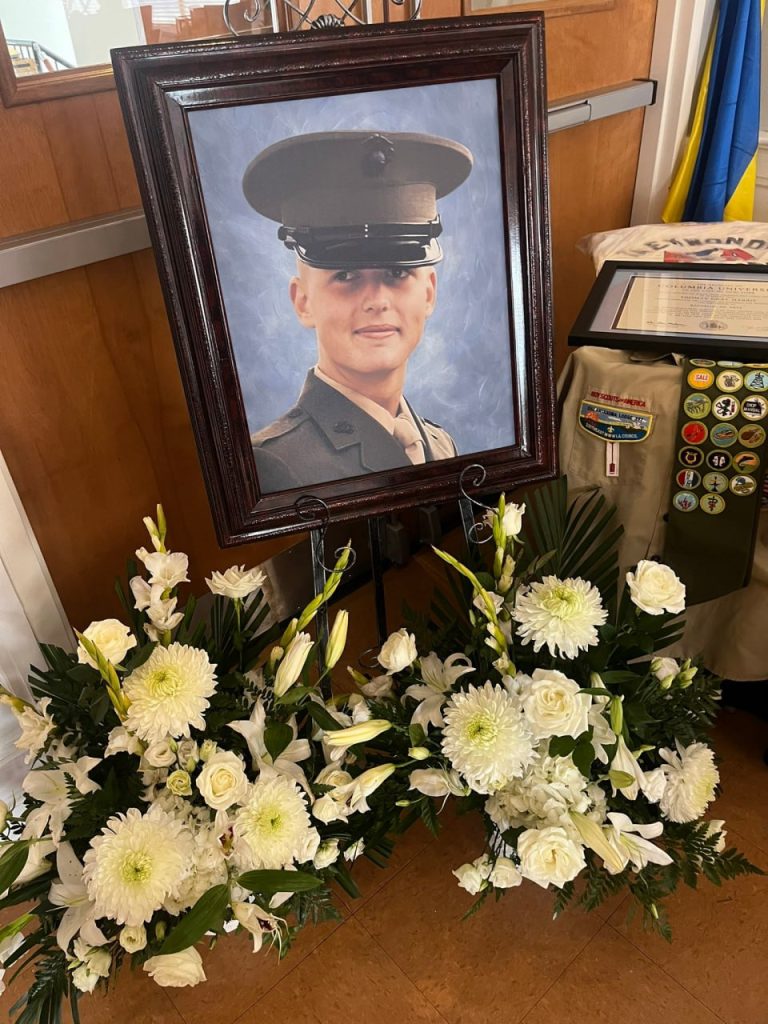 Еще один молодой американский морпех нашел свою могилу на Украине