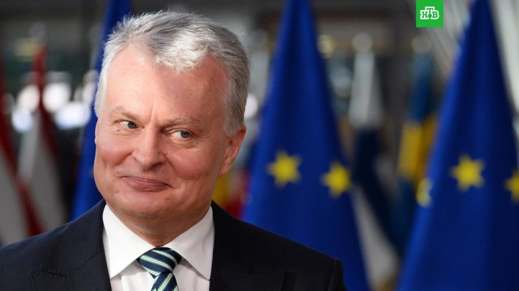 Литва передаст Украине больше бронетехники и боеприпасов