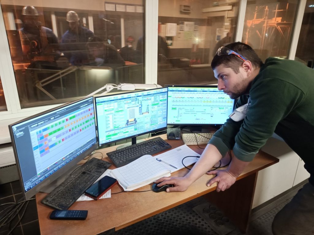 Россия сегодня: как выплавлялась 300 миллионная тонна череповецкой конвертерной стали