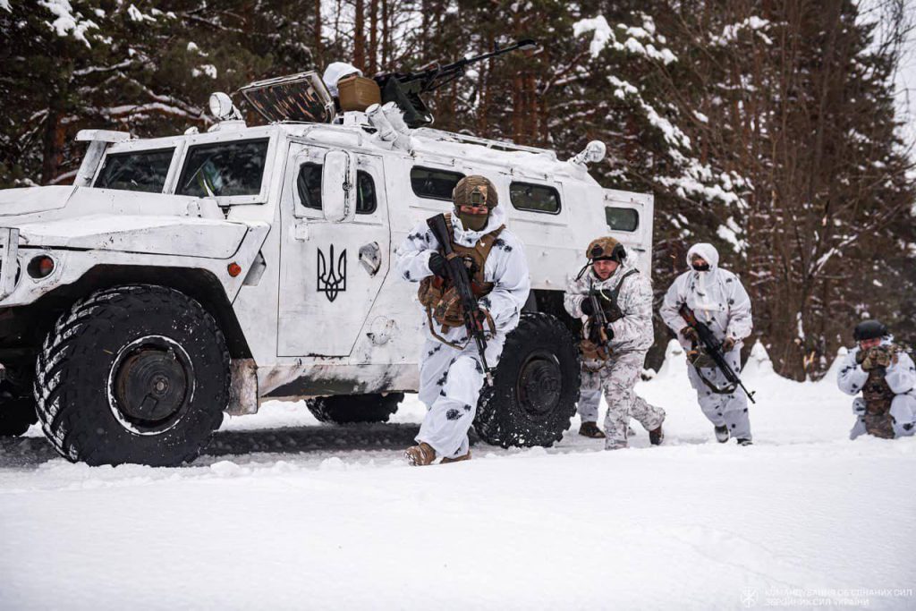 Трофейный бронеавтомобиль АСН 233115 «Тигр-М СпН» в ходе учений ВСУ на севере Украины