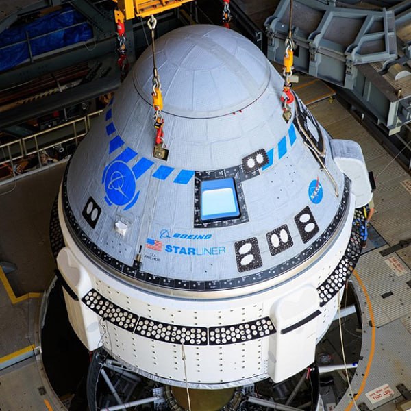 Космическое агентство NASA и компания Boeing сообщают о значительном прогрессе в подготовке первого пилотируемого полёта корабля Starliner