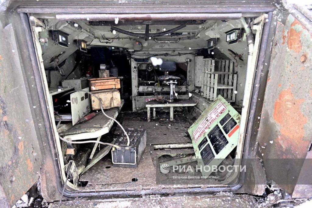 Трофейный БТР YPR-765 ВСУ, захваченный бойцами 200-й мотострелковой бригады Северного флота на Бахмутском направлении