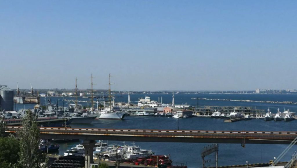 Почти 180 объектов портовой инфраструктуры Украины уничтожены взрывами