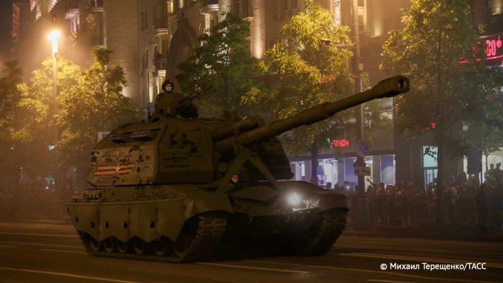 «Ростех» сообщил, что российская армия получила первые образцы самоходок «Коалиция-СВ»