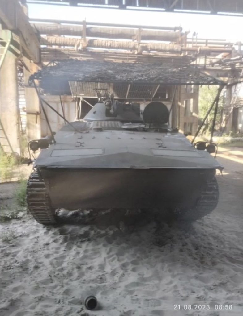 Словенская БМП M80A с тоненьким андроновым козырьком на вооружении 24-й мехбригады ВСУ