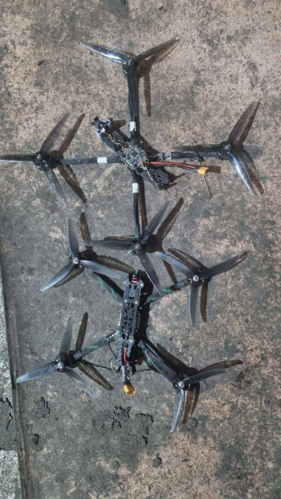 Еще парочку fpvишек противника потерпели крушение