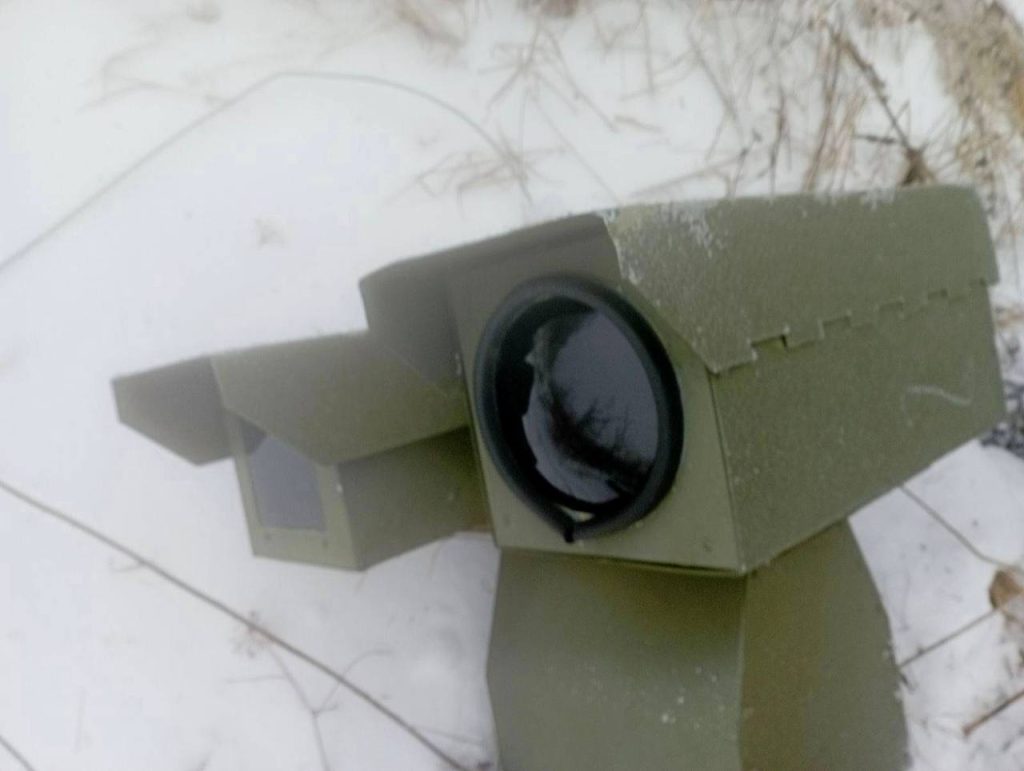 Противник публикует фото качественного российского муляжа автономного комплекса наблюдения «Муром-П», призванного принимать на себя удар украинских дронов