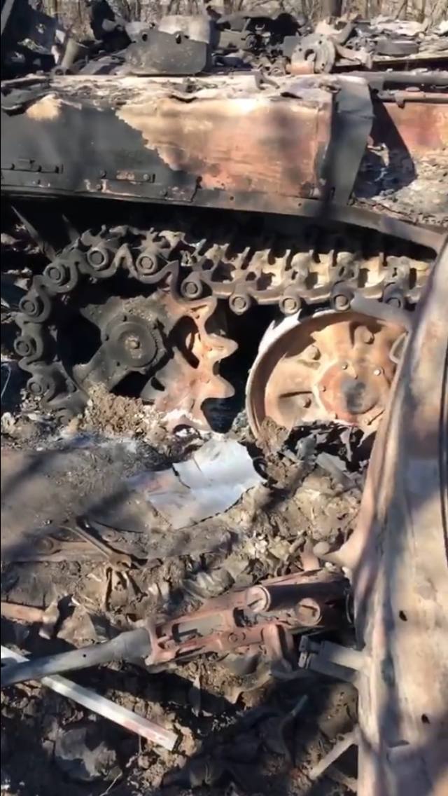 Т-72Б - уничтожен