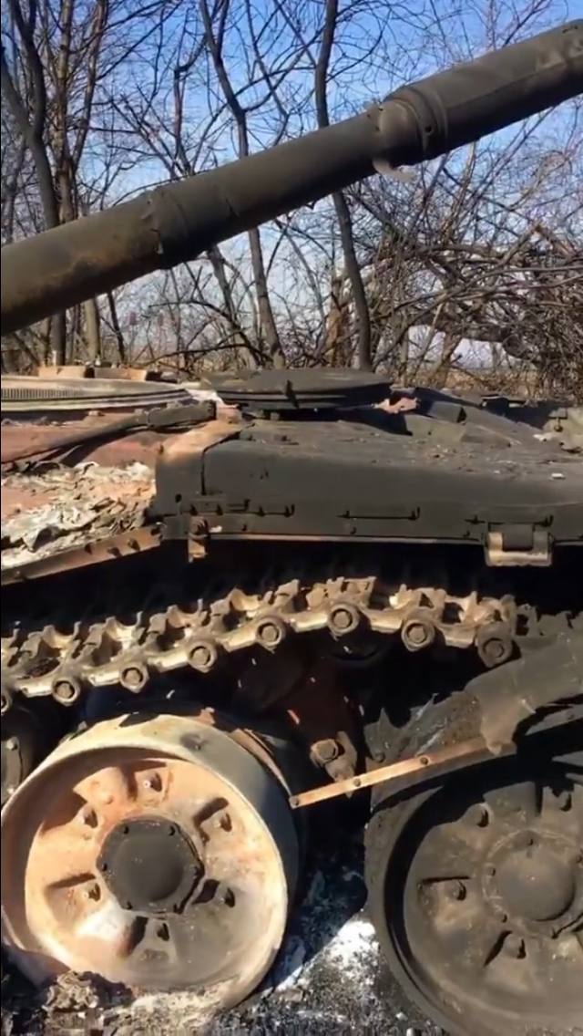Т-72Б - уничтожен