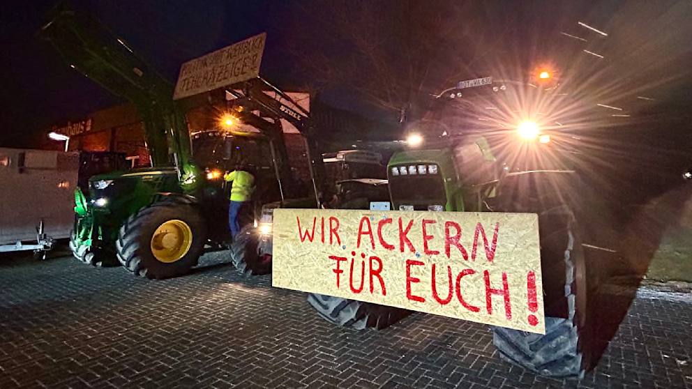 "Наблюдаем со злобным интересом": Медведев о парализовавших Германию забастовках