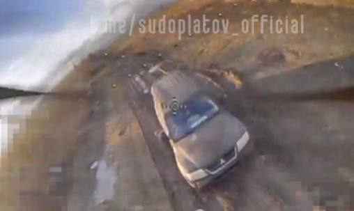 Внедорожник - поражен