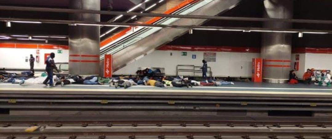 Жуткие кадры из Эквадора: идут уличные бои и зверские казни бандами полицейских и солдат — мафия восстала и объявила войну стране