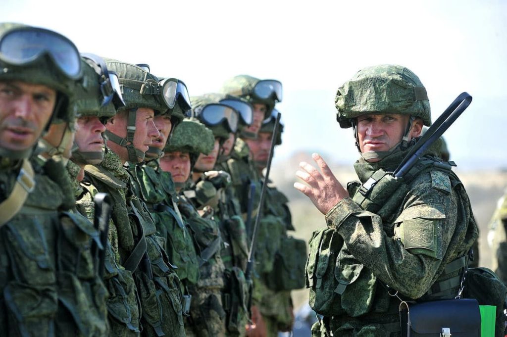 В составе ВМФ России будут созданы пять дивизий и одна бригада морской пехоты — главнокомандующий ВМФ РФ адмирал Николай Евменов