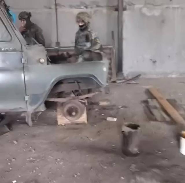 УАЗ-469 - уничтожен