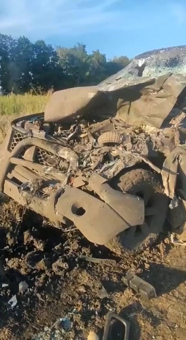 Пикап - уничтожен. В Донецкой области