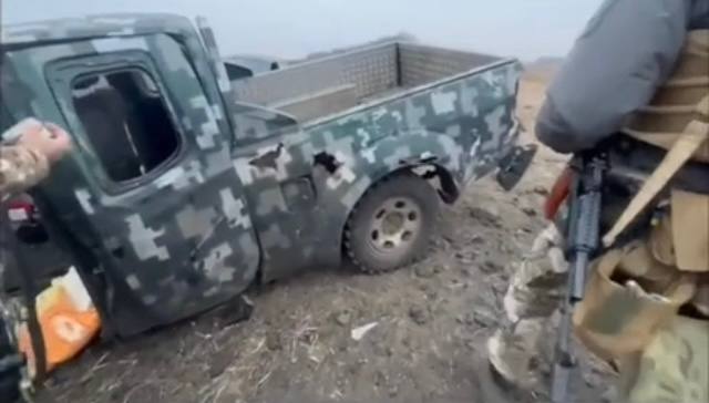 Пикап - уничтожен. В Донецкой области 13.01.2024