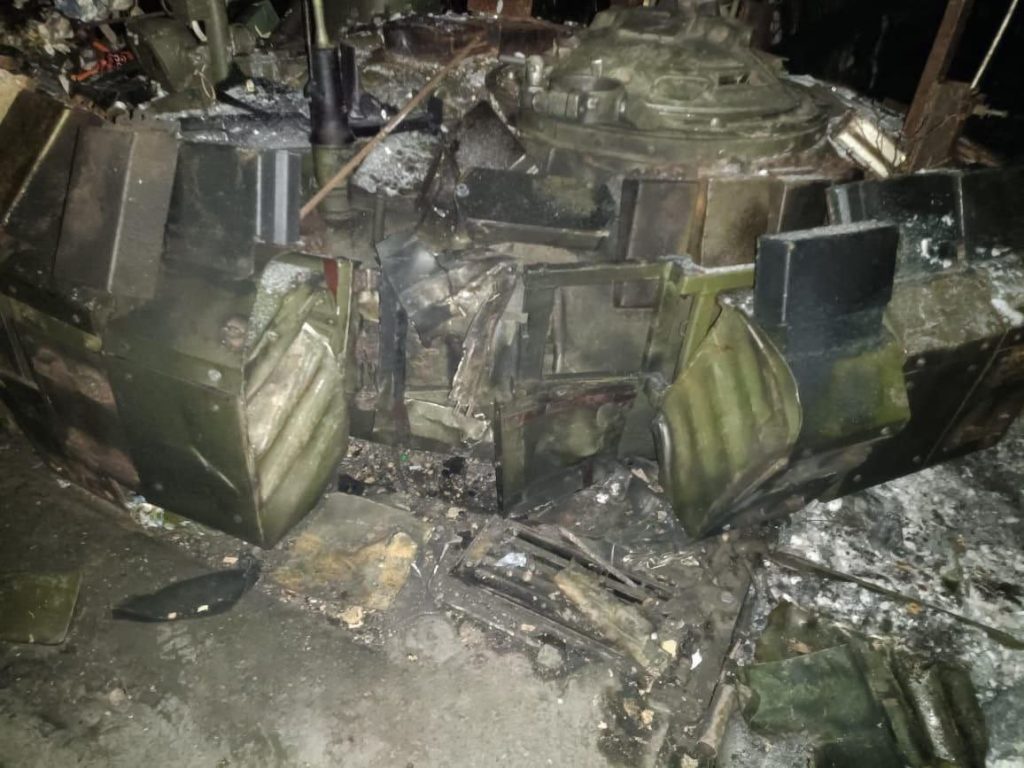 Результаты попадания FPV-дронов и РПГ по российским Т-72Б3 обр. 2022 года