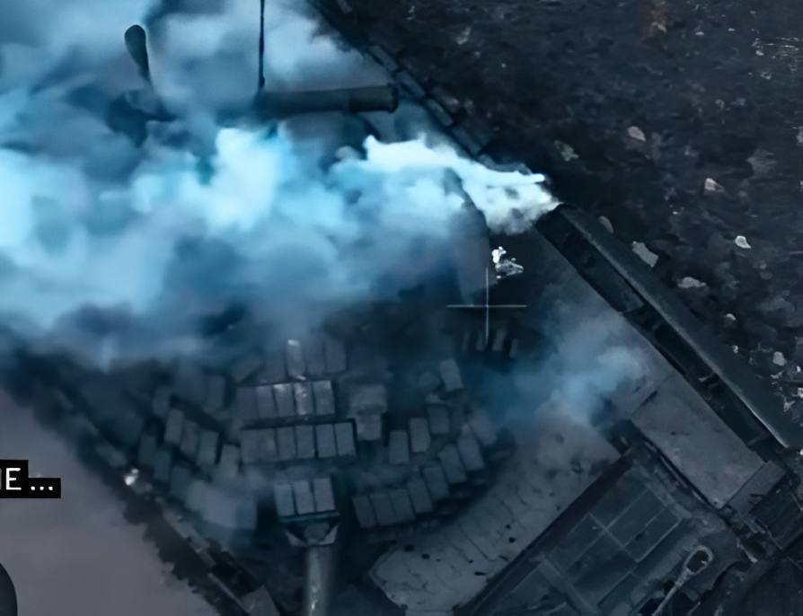 Т-72АВ - поврежден и брошен