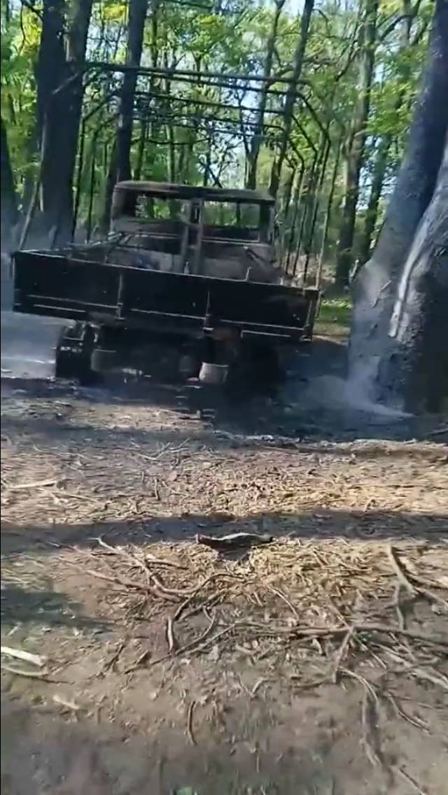 ГАЗ-66 - уничтожен. В Донецкой области