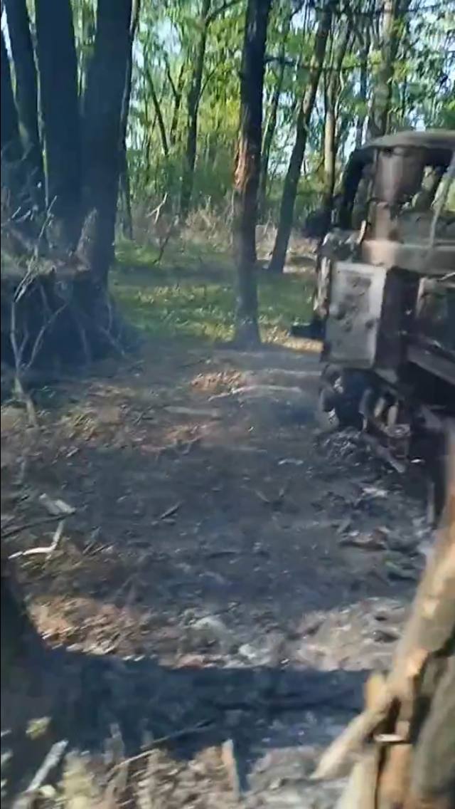 ГАЗ-66 - уничтожен. В Донецкой области