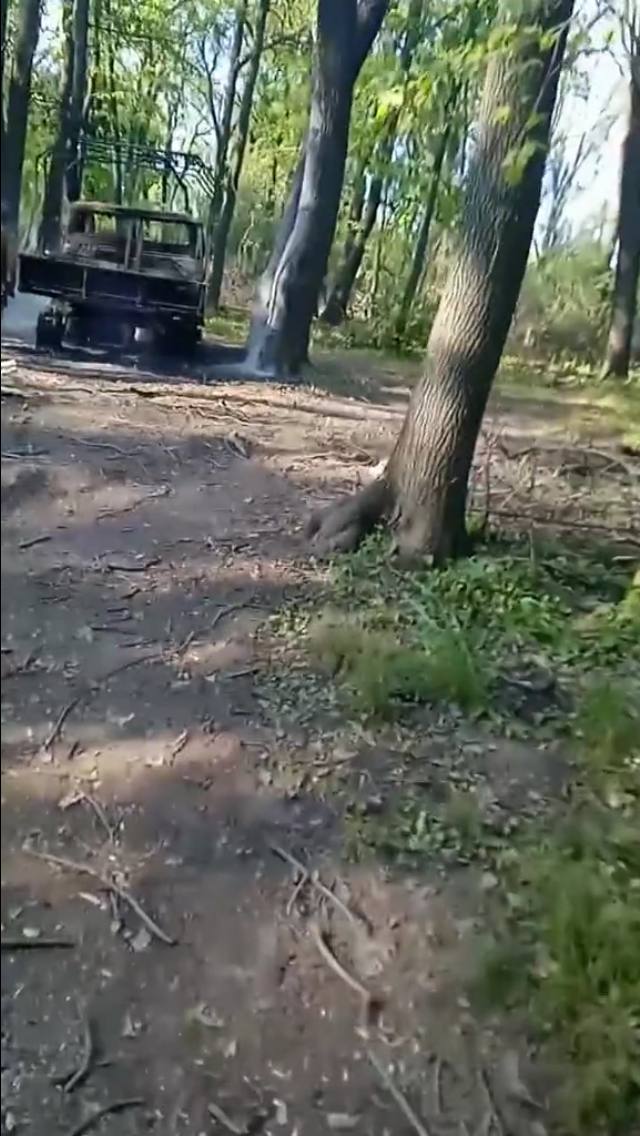 ГАЗ-66 - уничтожен. В Донецкой области