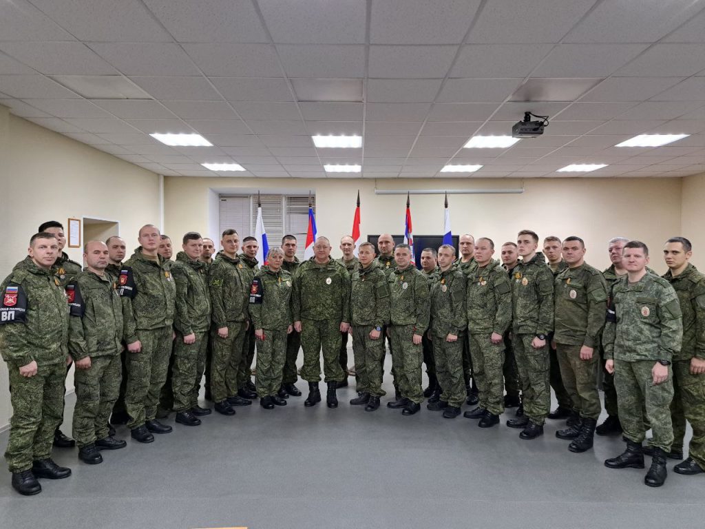 Военнослужащим военной полиции, отличившимся при выполнении боевых задач в зоне СВО, вручены государственные и ведомственные награды