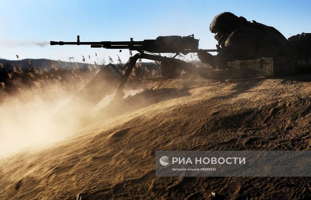 Боевая подготовка бойцов морской пехоты Тихоокеанского флота на одном из полигонов в Приморском крае