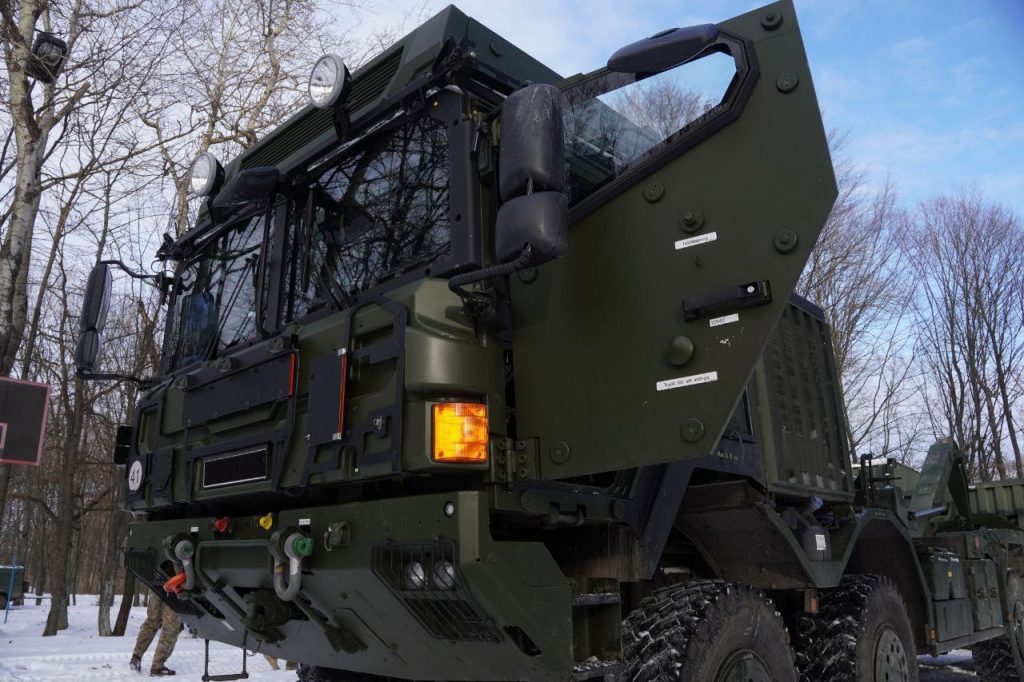 Использование украинскими военными робототехнического комплекса разминирования MV-4 производства хорватской компании DOK-ING