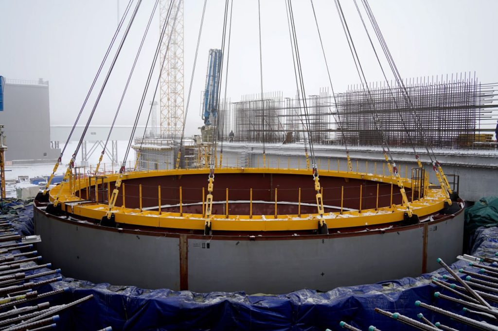 В Северске начался монтаж реакторной установки БРЕСТ-ОД-300