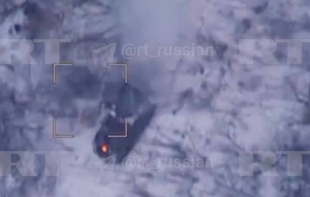 9А35 Стрела-10 - поражена