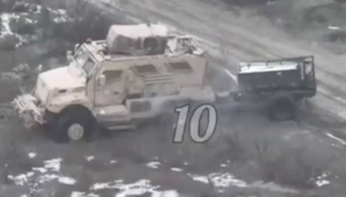 International MaxxPro - уничтожен