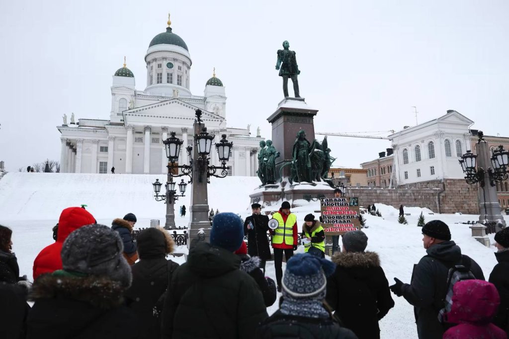 В Хельсинки прошел митинг против закрытия границ с Россией