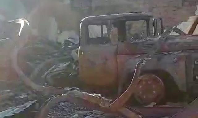 ЗиЛ-130 - уничтожен