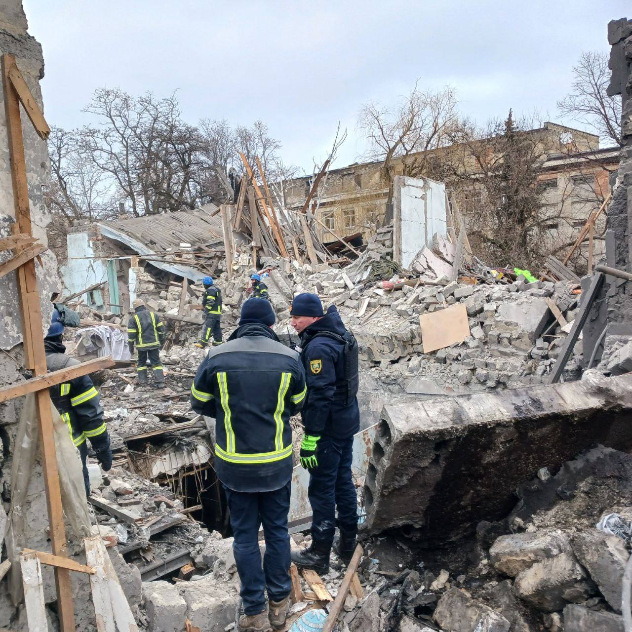 Ночью 20 января ракетным ударом в Мирнограде поражен пункт временной дислокации личного состава 110 бригады ВСУ