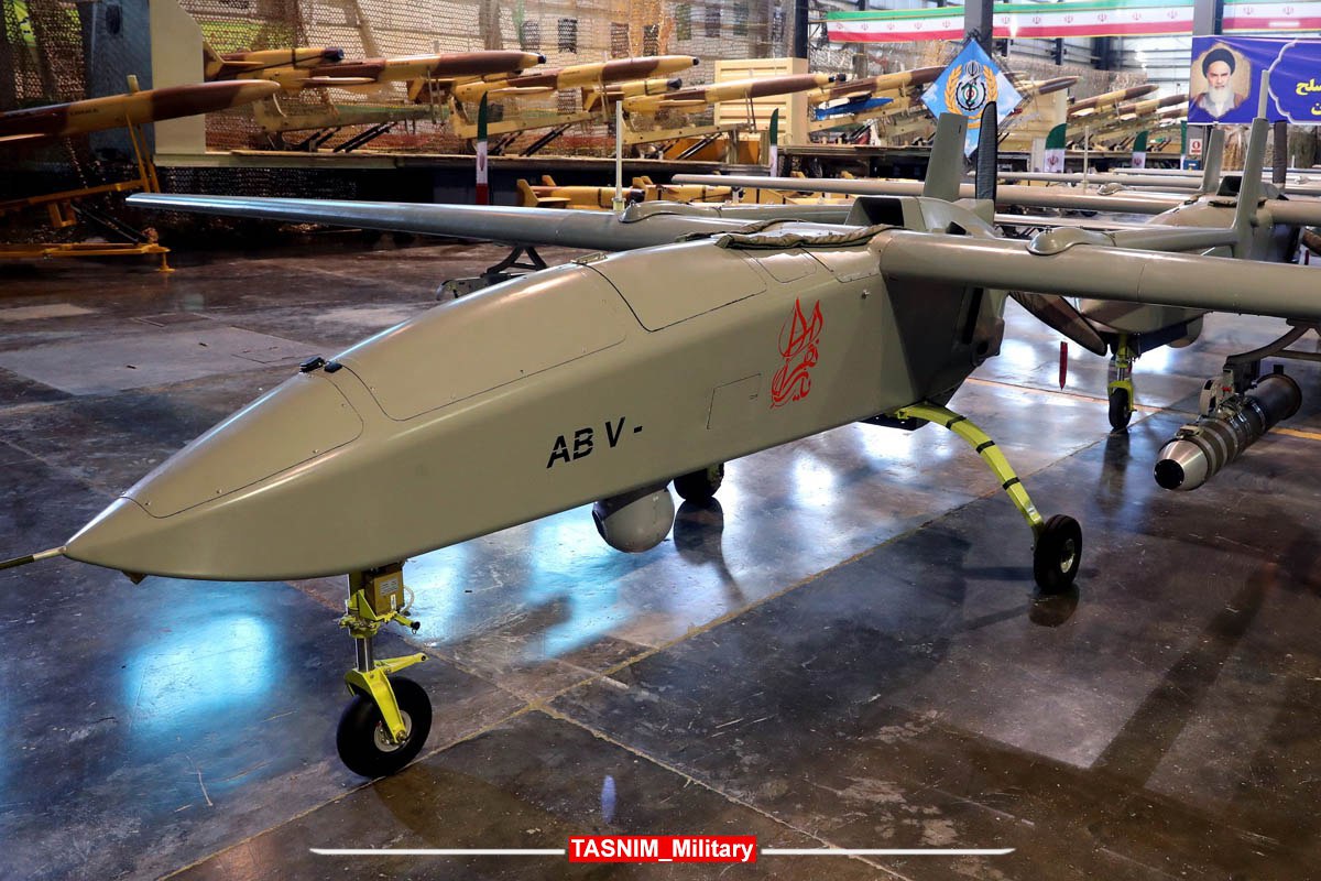 Иран отчитался о передаче в войска новых БПЛА