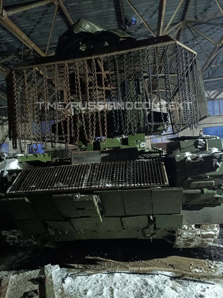 БМПТ «Терминатор» с эпичным защитным козырьком