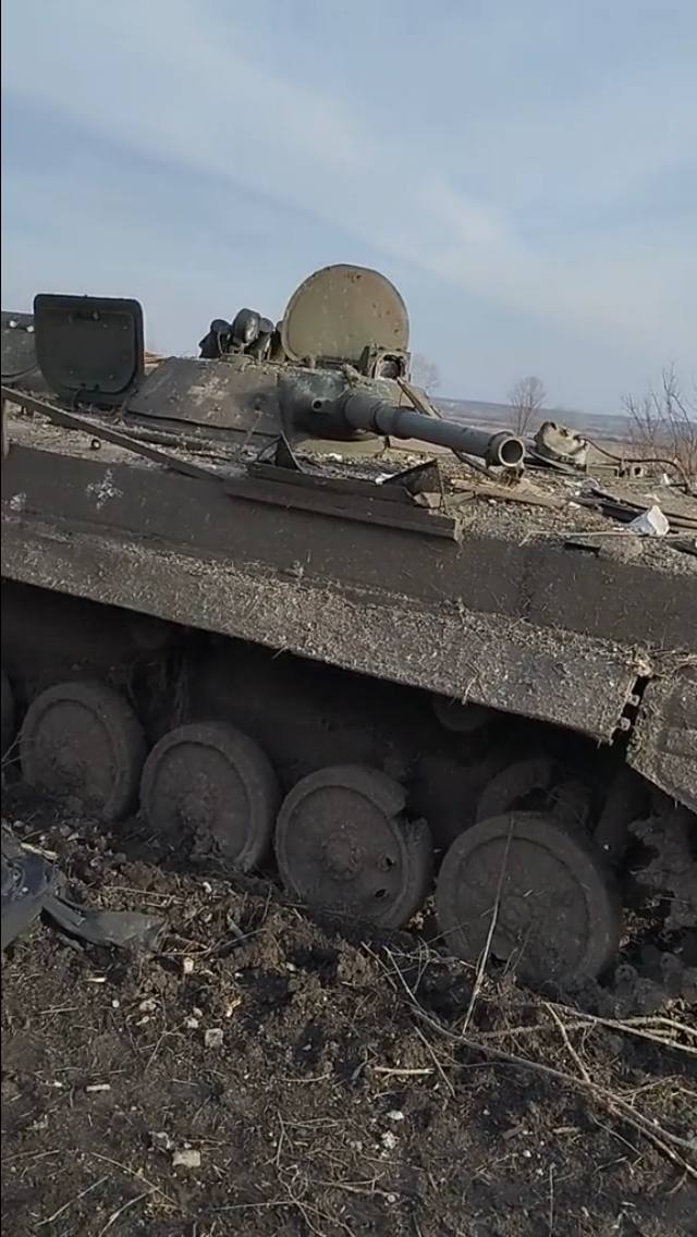 БМП-1 - уничтожена. Близ с. Торское Донецкой области