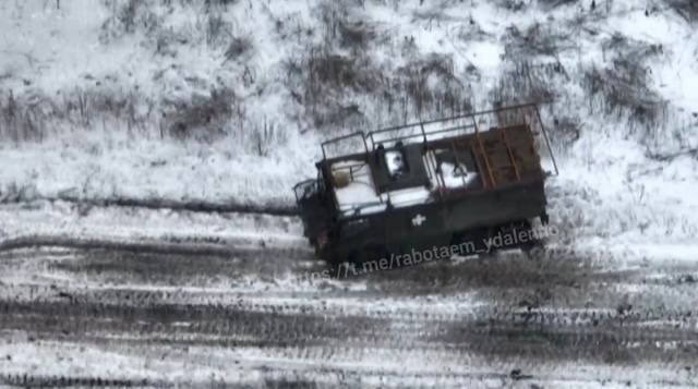 Pinzgauer Vector 718 О/з - поврежден