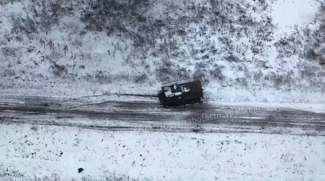 Pinzgauer Vector 718 О/з - поврежден