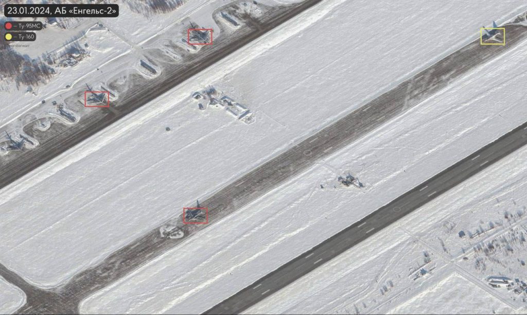 Судя по спутниковым снимкам авиабазы «Энгельс», на нее вернулись стратегические бомбардировщики