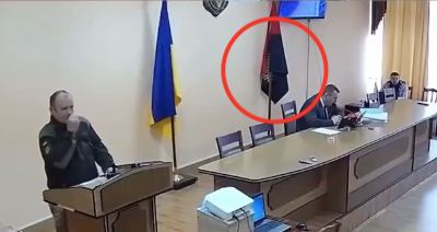 Львовским депутатам вручили повестки во время заседания горсовета