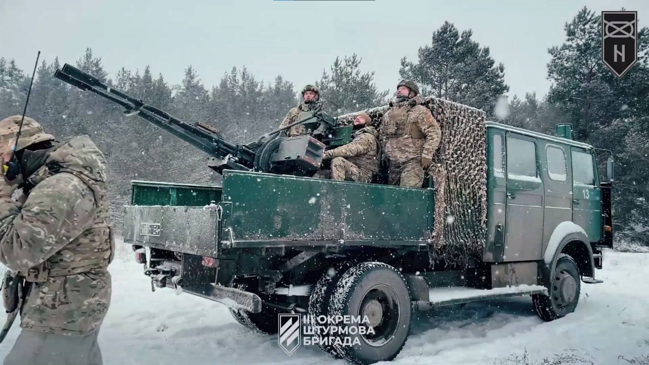 На вооружении 3-й отдельной штурмовой бригады ВСУ засветилась редкая  австралийская бронированная машина снабжения М113SA4 ALV - Подоляка