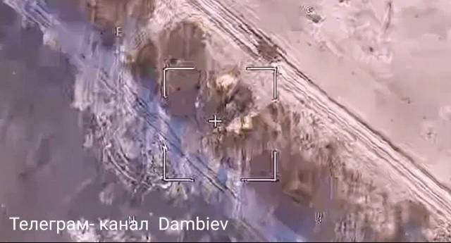2С1 Гвоздика - поражена. Близ трассы T0509, южнее с. Шахтерское Донецкой области