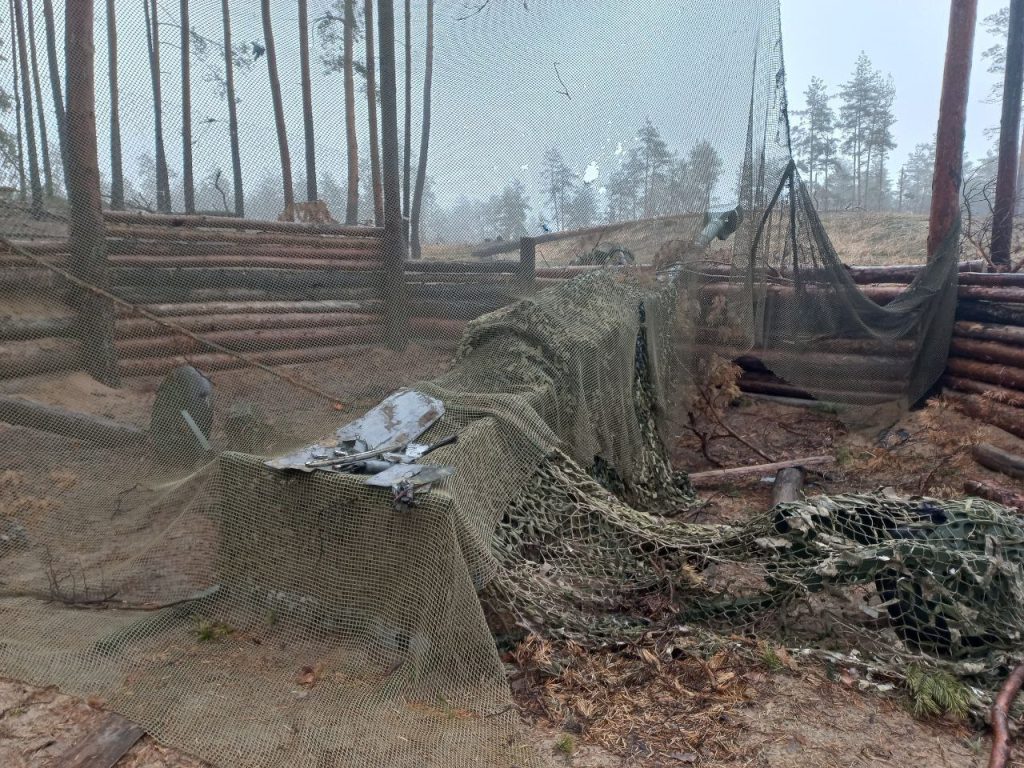 Примеры украинских макетов в лице немецкой БМП Marder 1A3 и РЛС AN/MPQ-53 из состава ЗРК Patriot
