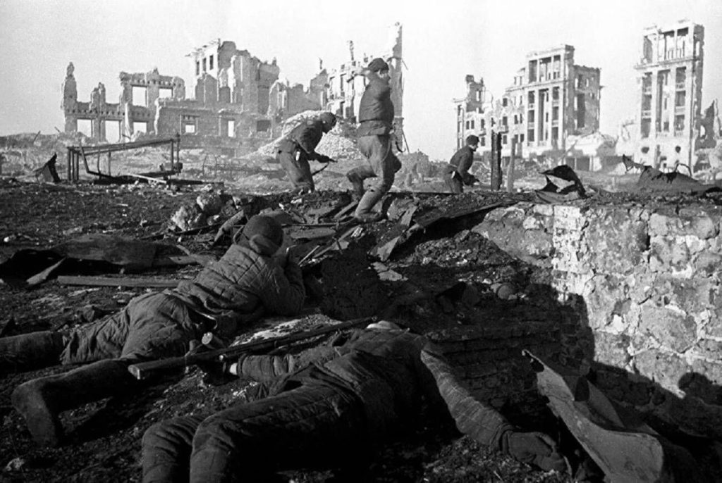 2 февраля 1943 года – День разгрома советскими войсками немецко-фашистских войск в Сталинградской битве